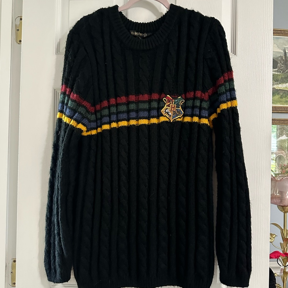Harry Potter Hogwarts Crest knitted sweater size XXL